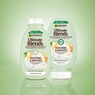 Garnier Ultimate Blends Conditioner 400ml - Almond Milk - Image 2